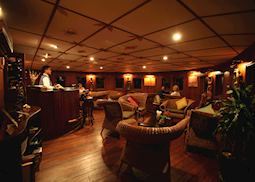 Relaxing in the bar on the RV Paukan 2007