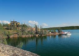 Blachford Lake Lodge