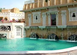 Ajit Bhawan swimming pool