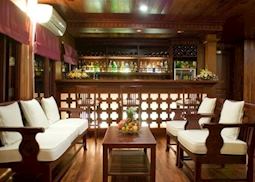 Bar area on the Valentine