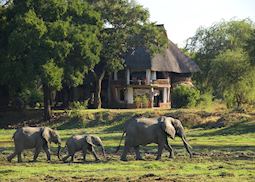 Luangwa Safari House, South Luangwa National Park