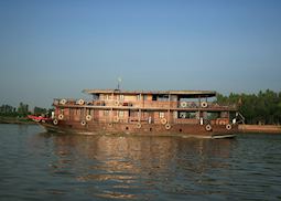 Bassac Boat, Saigon