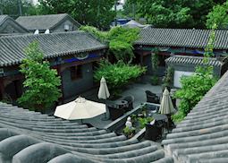 Cote Cour Courtyard