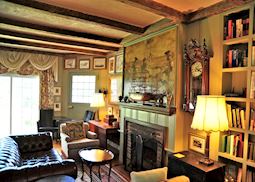 The library lounge, Kingsbrae Arms