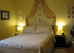 Addington Arms B&B, Lunenburg