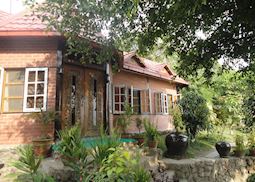 Mountain Top Inn, Kyaiktiyo