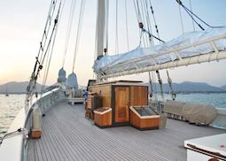 Deck area - Raja Laut