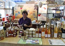 Apple ice wine tasting at Québec Public Market, Québec City, Canada