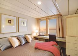 Admiral stateroom, Safari Endeavour