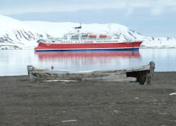 Deception Island, M/S Expedition, Polar Cruise
