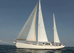 Meta IV luxury yacht