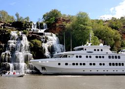 Kings Cascades, True North Cruise