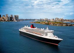 Queen Mary 2, Southampton