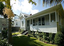 Eden Park B&B, Auckland