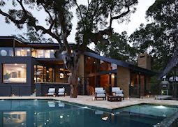 Pretty Beach House, Central Coast