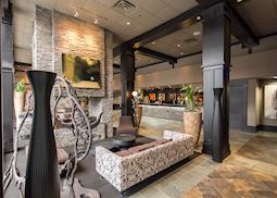Lobby, Hotel Arts, Calgary