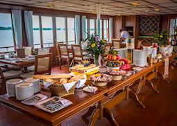 Breakfast on the Mekong