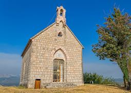Stone church, Sinj