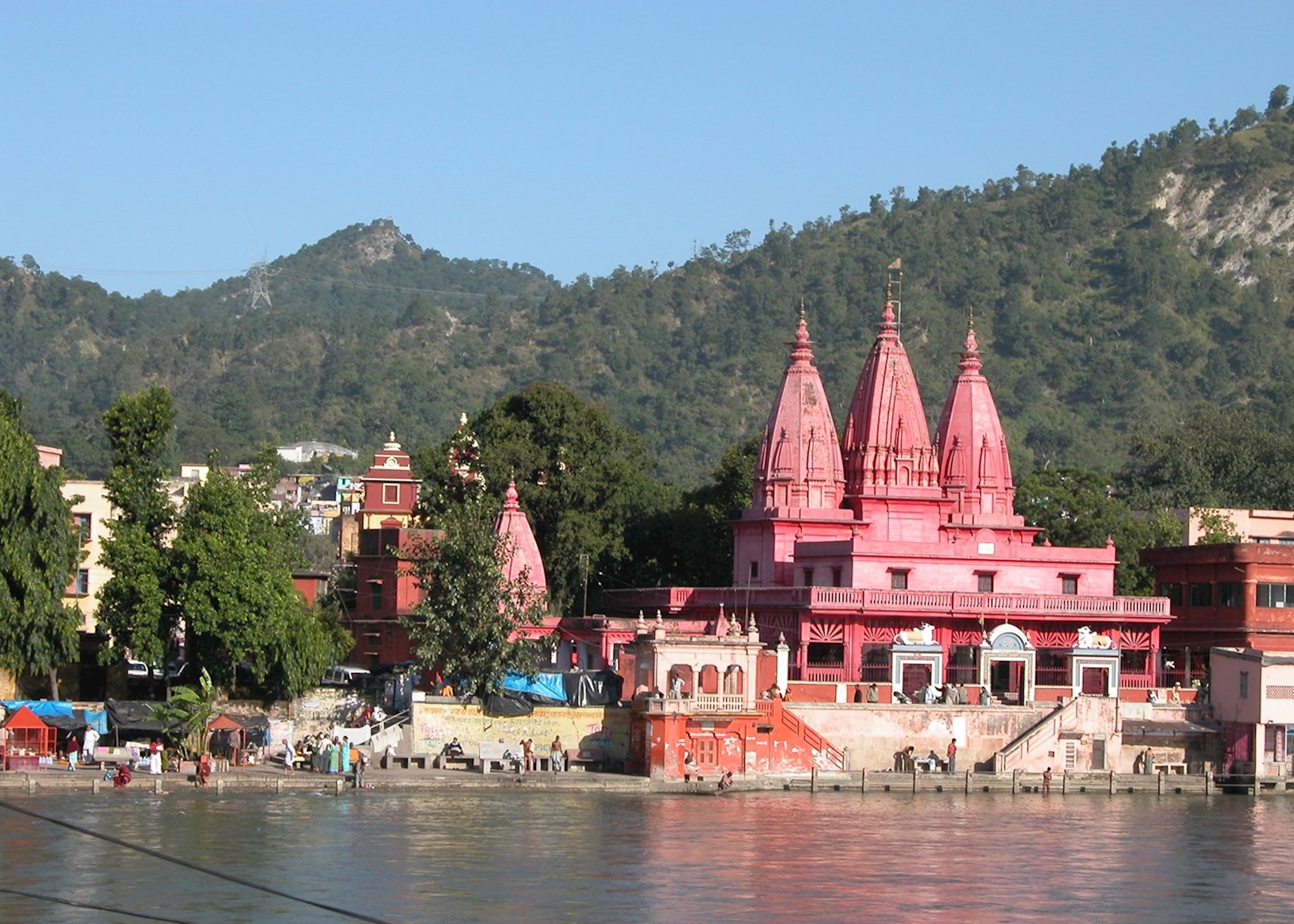 Premium Photo | Haridwar india beautiful view of shiva statue at ganga  riverbank in haridwar