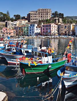 Boats docked, Sorrento