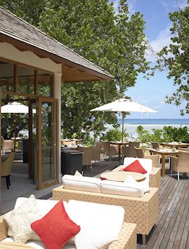 The restaurant at Hilton Labriz, Silhouette Island