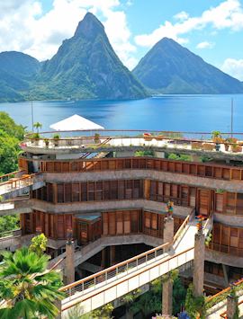 Hotel exterior and views