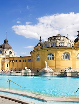 Széchenyi thermal bath, Budapest