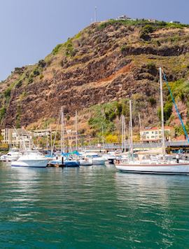 Marina, Calheta