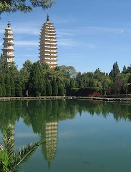 The Three Pagodas, Dali