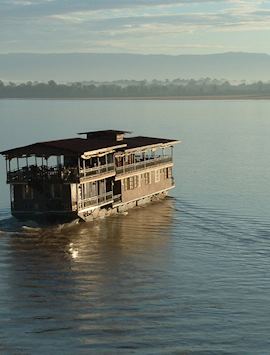 Vat Phou Cruise in the 4000 islands