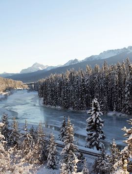 Scenery around Morants Curve, Lake Louise
