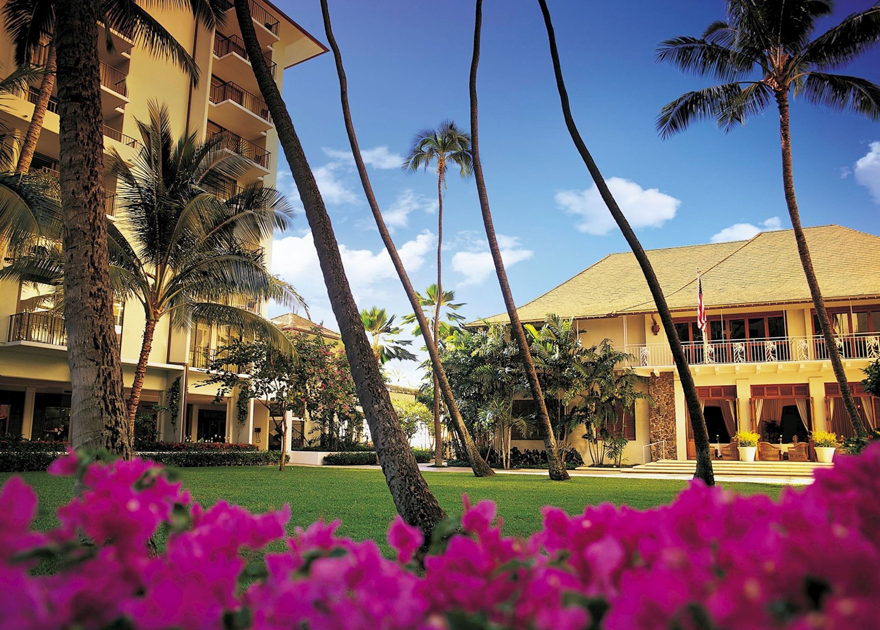 Halekulani Review: It's Heavenly at This Honolulu Hotel! – Sand In My ...