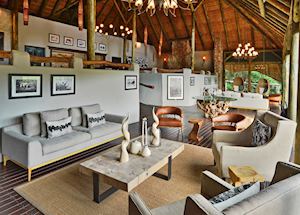 Bayethe Tented Lodge, lounge area Bayethe Tented Lodge, lounge area