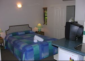 One Bedroom Apartment, Bay Villas Resort, Port Douglas One Bedroom Apartment, Bay Villas Resort, Port Douglas