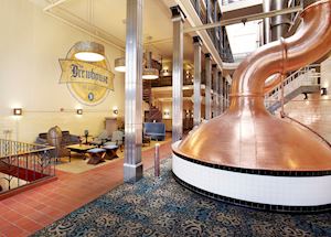 Brewhouse Inn & Suites, Milwaukee