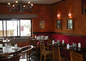 The dining room at Lapasoa The dining room at Lapasoa