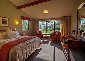Rainforest Room, Wilderness Lodge Lake Moeraki
