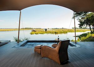 Sausage Tree Camp, luxury suite