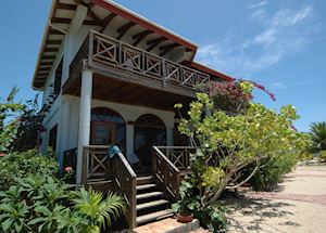 Hamanasi Adventure and Dive Resort, Hopkins
