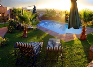 Heinitzburg Hotel, Windhoek Heinitzburg Hotel, Windhoek