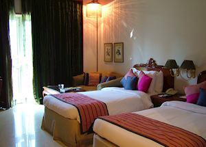 Hotel Chandela Superior room, Khajuraho