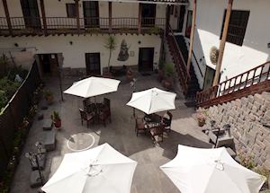 Unaytambo Hotel, Cuzco - Courtyard Unaytambo Hotel, Cuzco - Courtyard