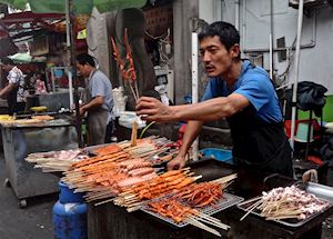 Food vendor in Shanghai Food vendor in Shanghai