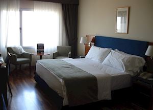 Superior room, NH Columbia, Montevideo