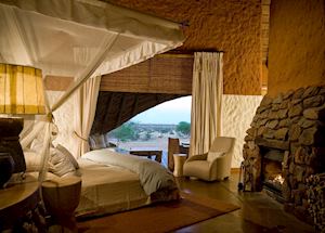Motse suite. Motse Camp, Tswalu Kalahari Reserve