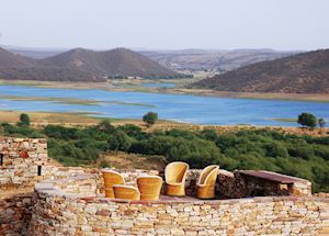 Sit outs at Ramathra Fort
