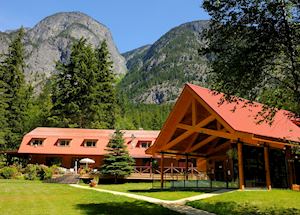 Tweedsmuir Lodge