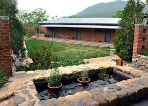 Brickyard Inn Courtyard Garden