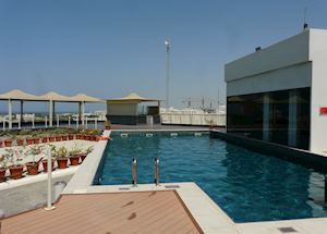 Rooftop pool, Park Inn, Muscat