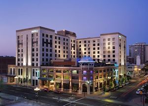 Exterior, Kimpton Hotel Solamar, San Diego